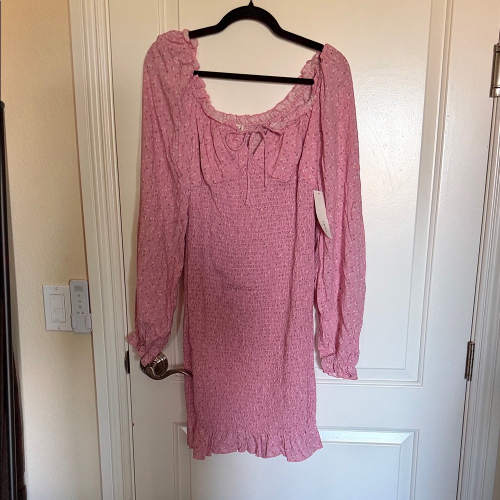 Pink Blush Maternity shirred Bodycon dress pink floral NWT